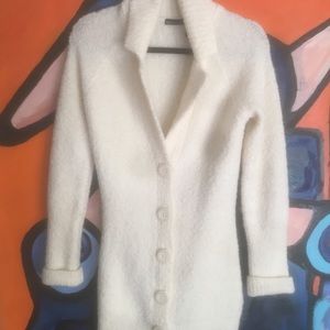 Moda international cream long sweater Size S